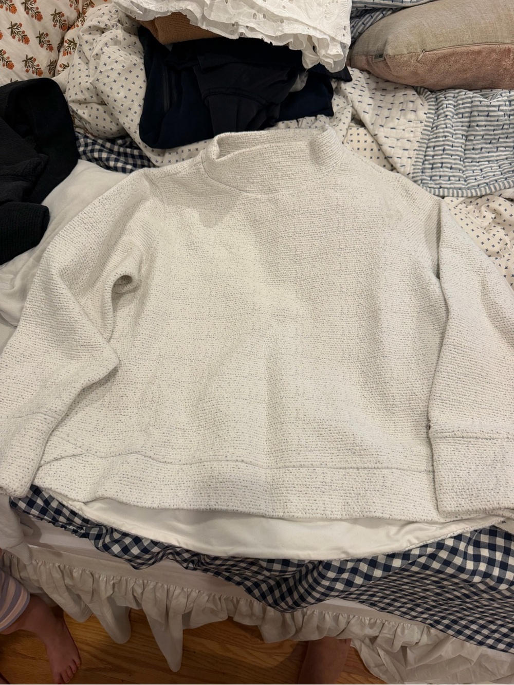 CALIA by Carrie Underwood Cream Mock Neck Knit Pullover